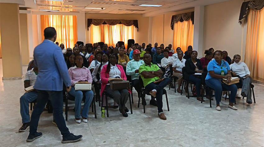 Con el objetivo de fortalecer las competencias financieras básicas de nuestros socios, el pasado fin de semana fue impartido el taller Educación Financiera para la Vida.